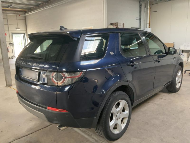 Land Rover Discovery Sport 2.0 Td4 SE AWD 2018 – снимка 8