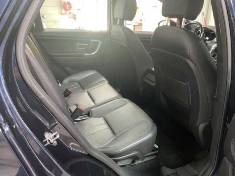 Land Rover Discovery Sport 2.0 Td4 SE AWD 2018 – снимка 19