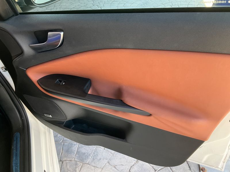 Alfa Romeo Giulietta 1.6 JTD Exclusive 2015 – снимка 30