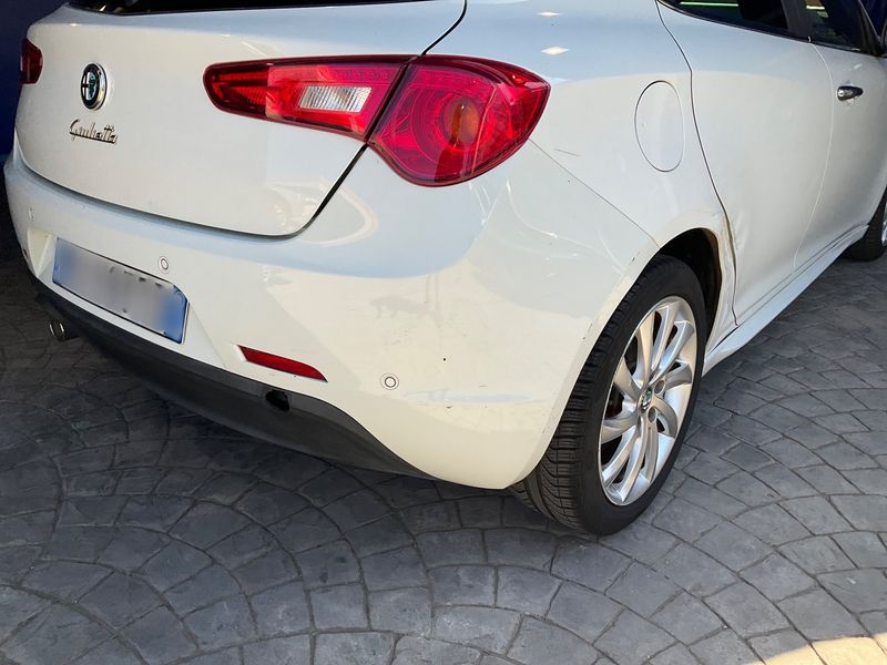 Alfa Romeo Giulietta 1.6 JTD Exclusive 2015 – снимка 36