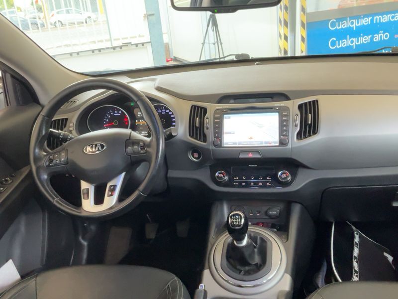 Kia Sportage 1.7 CRDi Emotion 4x2 2015 – снимка 17