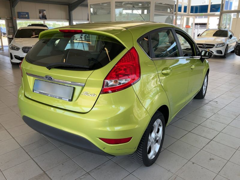 Ford Fiesta 1.4 Titanium 2010 – снимка 8