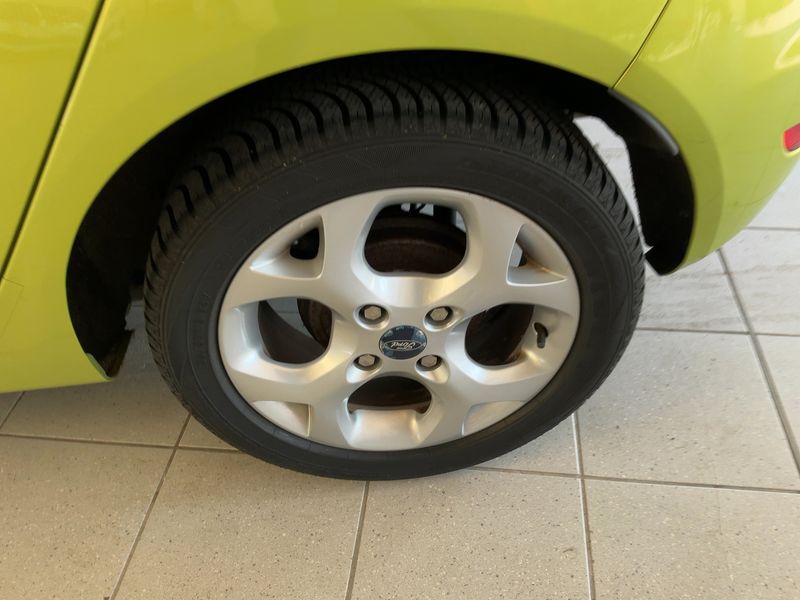 Ford Fiesta 1.4 Titanium 2010 – снимка 5