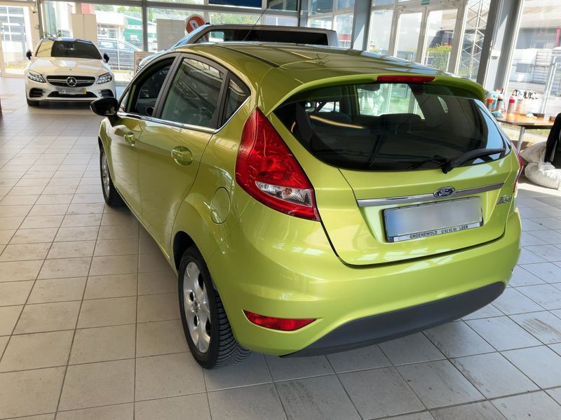 Ford Fiesta 1.4 Titanium 2010 – снимка 6