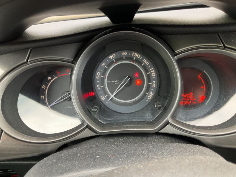 Citroen C3 1.6 HDi Exclusive 2012 – снимка 18
