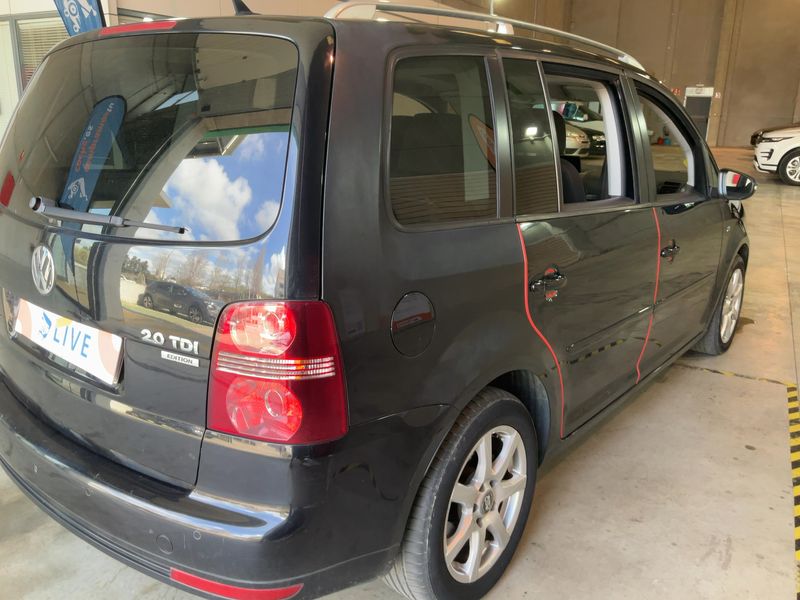 Volkswagen Touran 2.0 TDI Highline 2010 – снимка 6