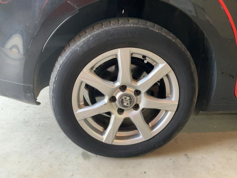 Volkswagen Touran 2.0 TDI Highline 2010 – снимка 19