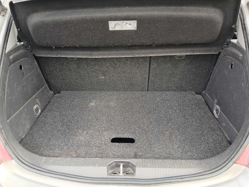 Opel Corsa 1.3 CDTI Edition 2012 – снимка 9
