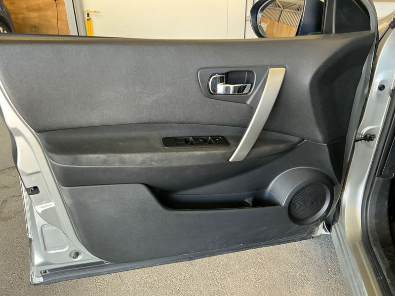 Nissan Qashqai 1.5 Turbodiesel Acenta 2012 – снимка 33