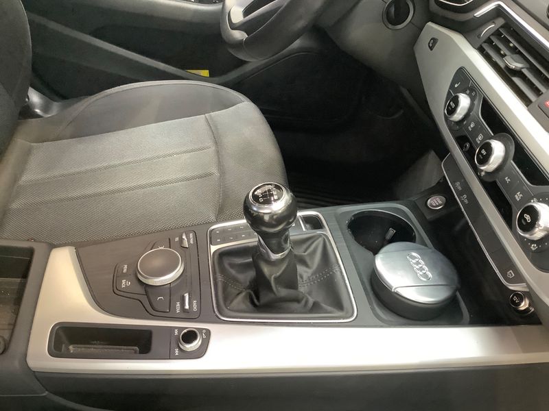 Audi A4 2.0 TDI 2015 – снимка 25