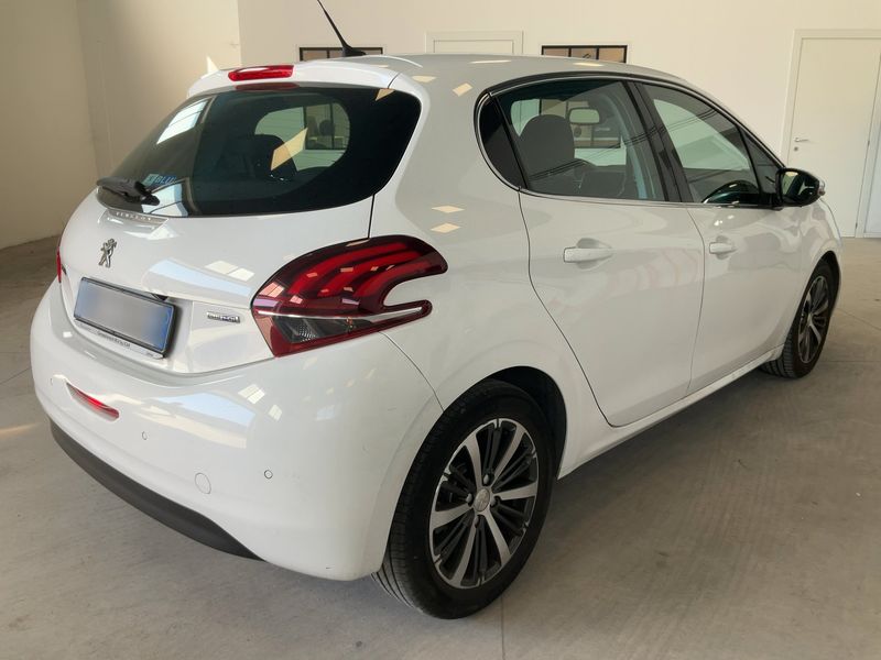 Peugeot 208 1.6 Blue-HDi Allure 2015 – снимка 8
