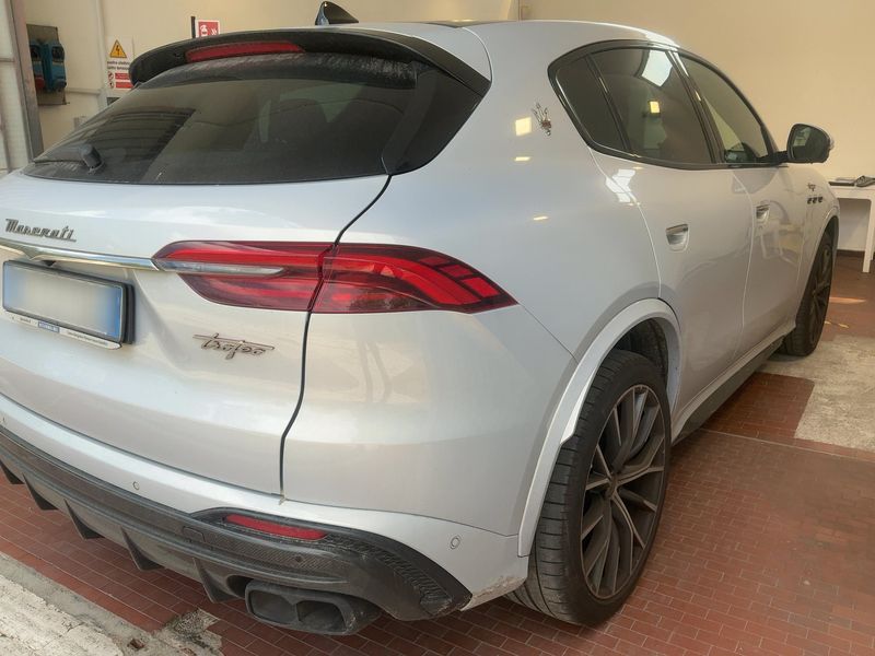 Maserati Grecale 3.0 V6 TwinTurbo Trofeo AWD 2023 – снимка 8