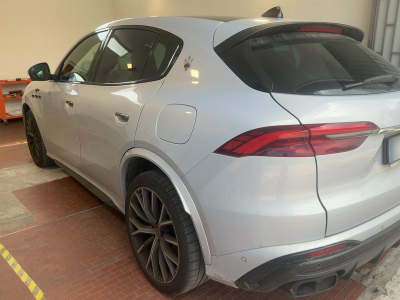 Maserati Grecale 3.0 V6 TwinTurbo Trofeo AWD 2023 – снимка 6