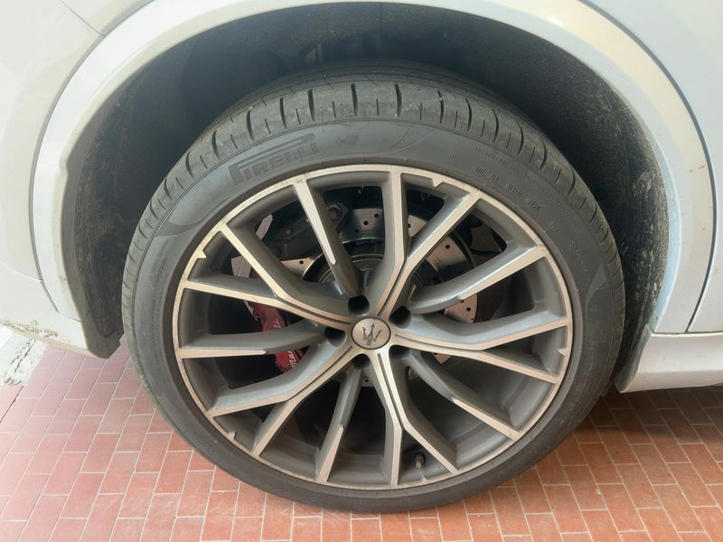 Maserati Grecale 3.0 V6 TwinTurbo Trofeo AWD 2023 – снимка 9