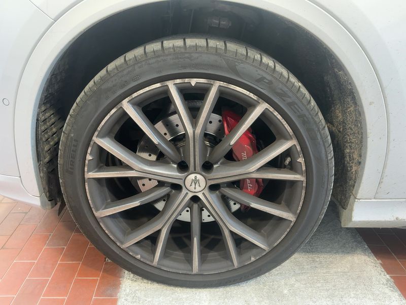 Maserati Grecale 3.0 V6 TwinTurbo Trofeo AWD 2023 – снимка 3