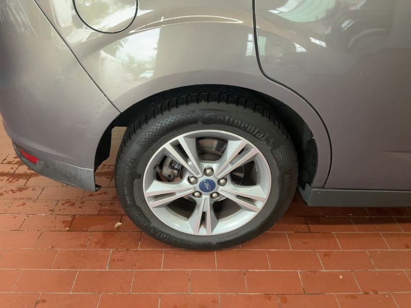 Ford Grand C-Max 1.0 EcoBoost Trend 2015 – снимка 9