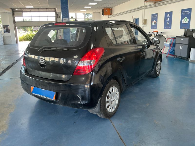 Hyundai i20 1.2 Active 2009 – снимка 2