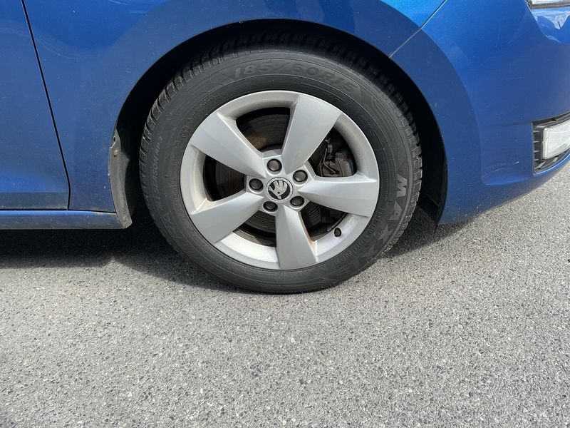 Skoda Rapid Spaceback 1.2 TSI Ambition 2014 – снимка 11