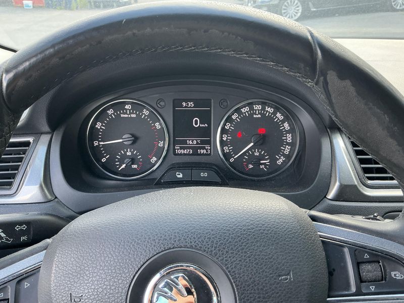 Skoda Rapid Spaceback 1.2 TSI Ambition 2014 – снимка 18