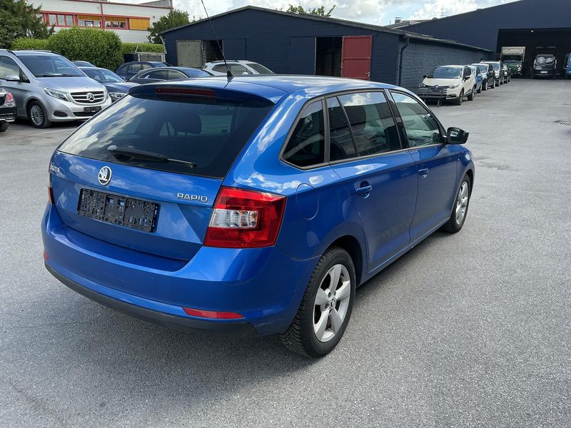 Skoda Rapid Spaceback 1.2 TSI Ambition 2014 – снимка 8