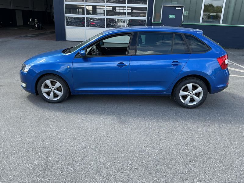 Skoda Rapid Spaceback 1.2 TSI Ambition 2014 – снимка 4