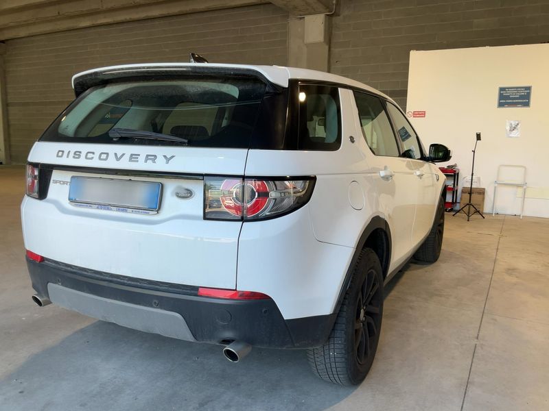 Land Rover Discovery Sport 2.0 Td4 SE AWD 2017 – снимка 8