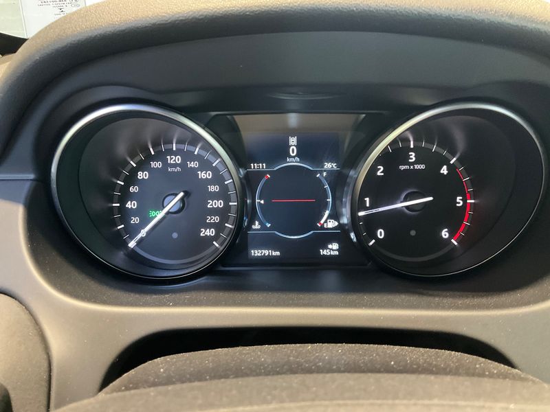 Land Rover Discovery Sport 2.0 Td4 SE AWD 2017 – снимка 18