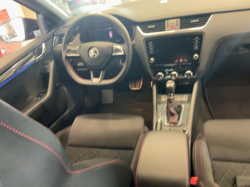 Skoda Octavia 2.0 TDI RS 4x4 2020 – снимка 18