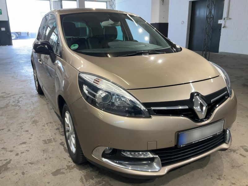 Renault Scenic 1.2 BOSE Edition 2015 – снимка 12