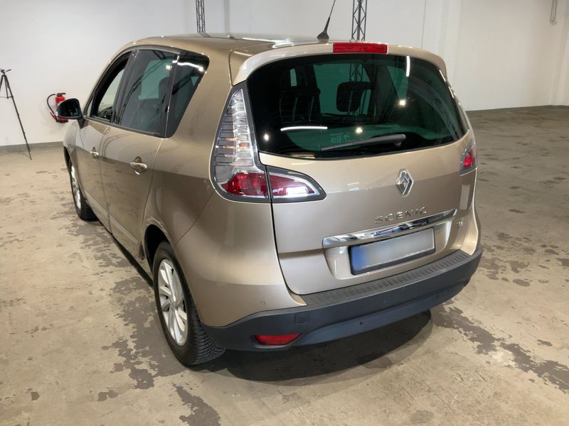 Renault Scenic 1.2 BOSE Edition 2015 – снимка 6