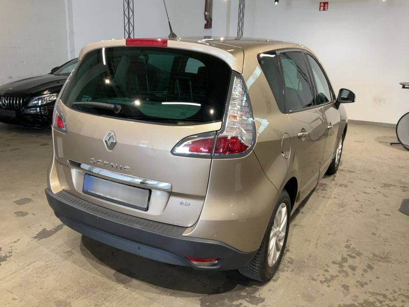 Renault Scenic 1.2 BOSE Edition 2015 – снимка 8