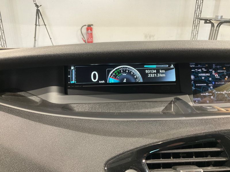 Renault Scenic 1.2 BOSE Edition 2015 – снимка 19