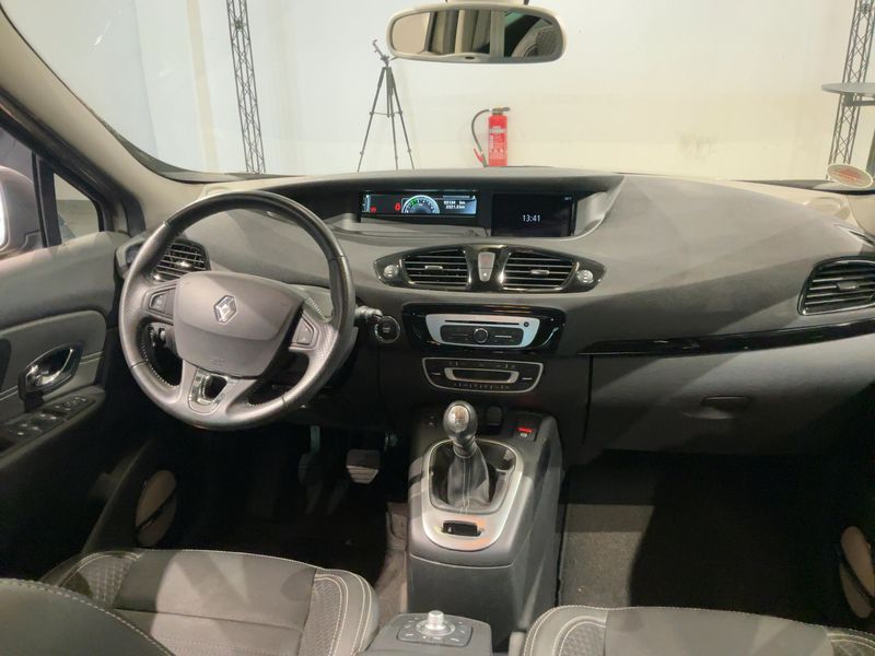 Renault Scenic 1.2 BOSE Edition 2015 – снимка 18