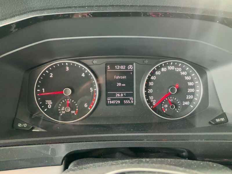Volkswagen T6 Multivan 2.0 TDI Comfortline 2016 – снимка 19