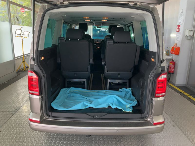 Volkswagen T6 Multivan 2.0 TDI Comfortline 2016 – снимка 16
