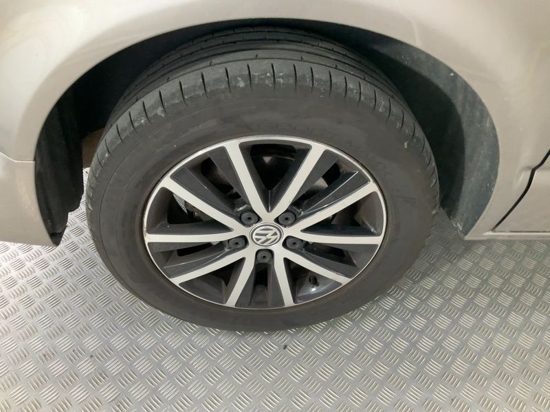 Volkswagen T6 Multivan 2.0 TDI Comfortline 2016 – снимка 9