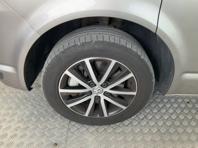 Volkswagen T6 Multivan 2.0 TDI Comfortline 2016 – снимка 3