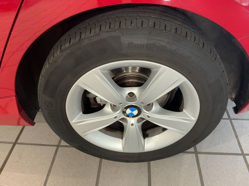 BMW 1er 114i 2014 – снимка 5