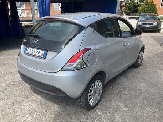 Lancia Ypsilon 1.2 GPL Silver 2013 – снимка 2