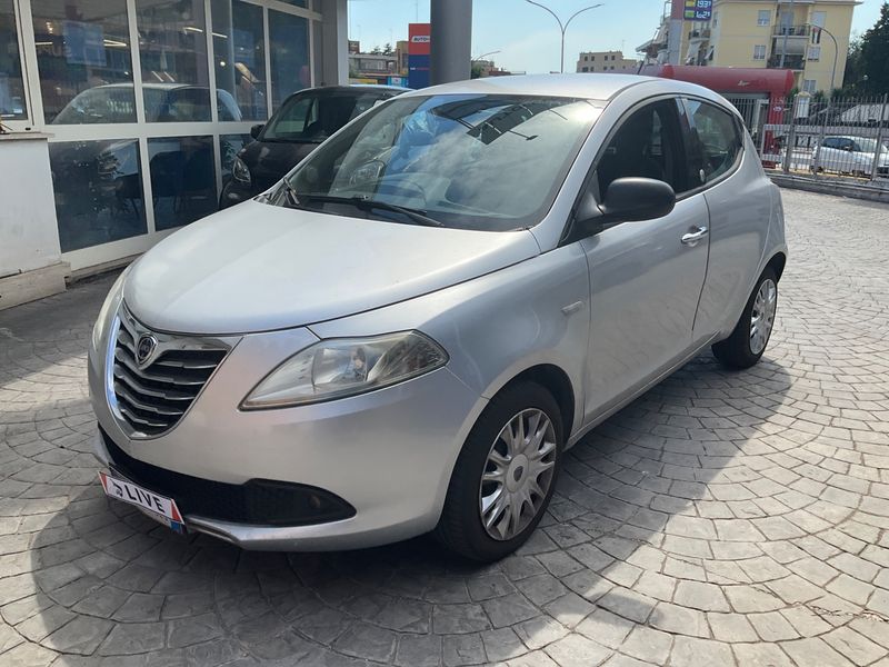 Lancia Ypsilon 1.2 GPL Silver 2013 – снимка 1