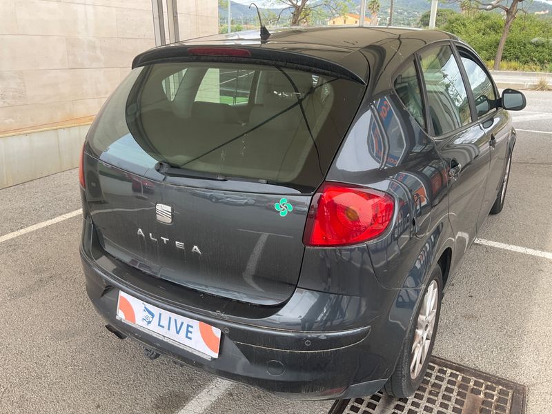 Seat Altea 1.4 TSI Stylance / Style 2011 – снимка 2