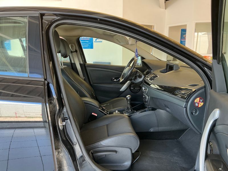 Renault Megane 1.5 dCi Business 2013 – снимка 3