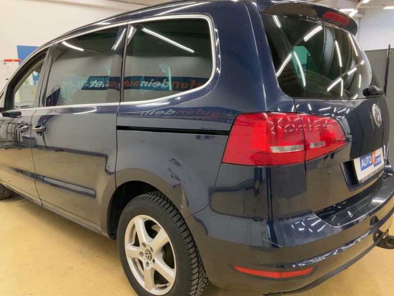 Volkswagen Sharan 2.0 TDI Comfortline BlueMotion Tech 2011 – снимка 6