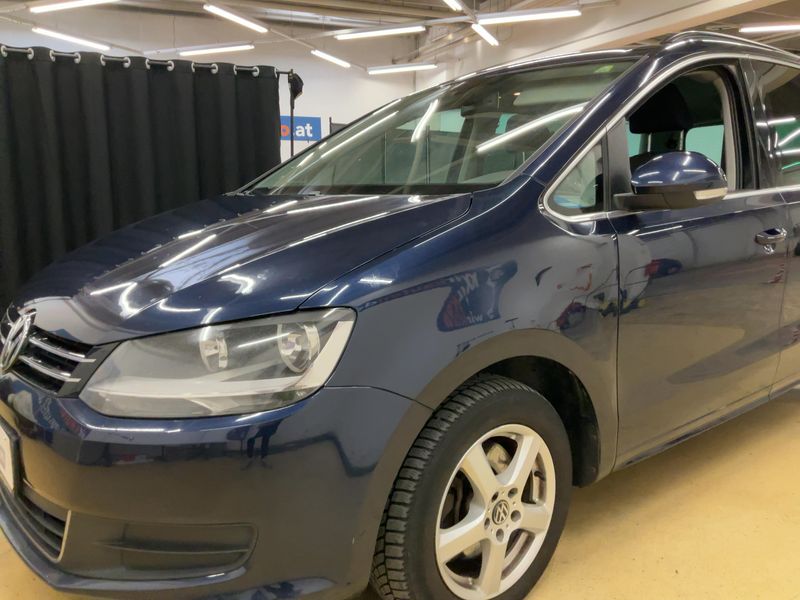 Volkswagen Sharan 2.0 TDI Comfortline BlueMotion Tech 2011 – снимка 2
