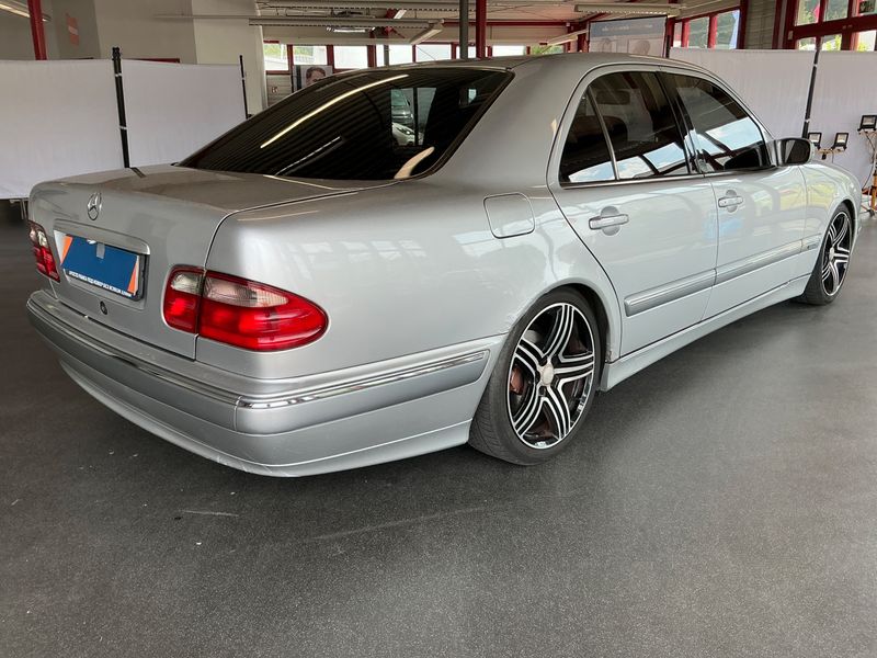 Mercedes-Benz E-Klasse E 240 Elegance 2000 – снимка 2