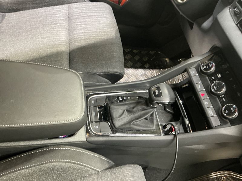 Skoda Karoq 1.5 TSI ACT Style 2020 – снимка 26