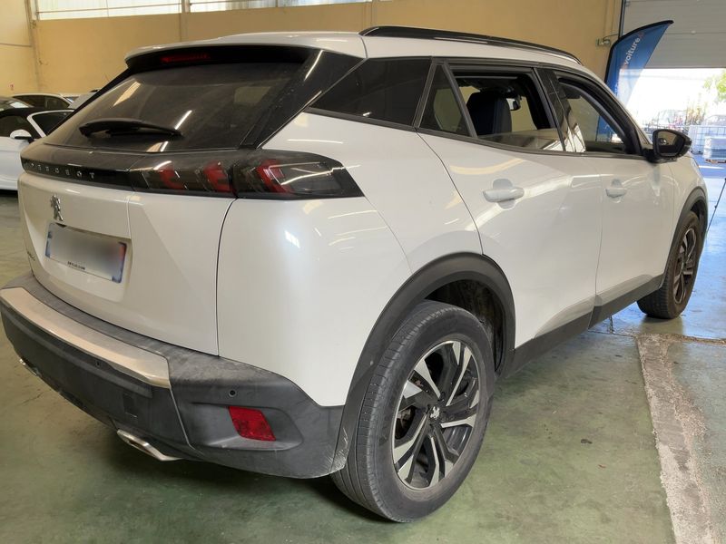 Peugeot 2008 1.2 PureTech Allure Pack 2021 – снимка 8