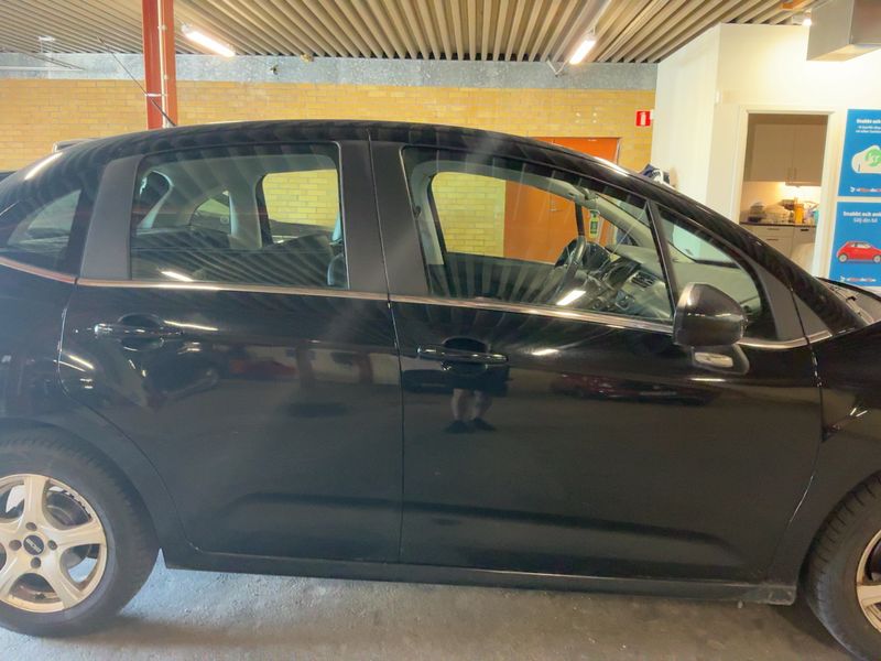 Citroen C3 1.6 Blue-HDi Selection 2016 – снимка на щета 10