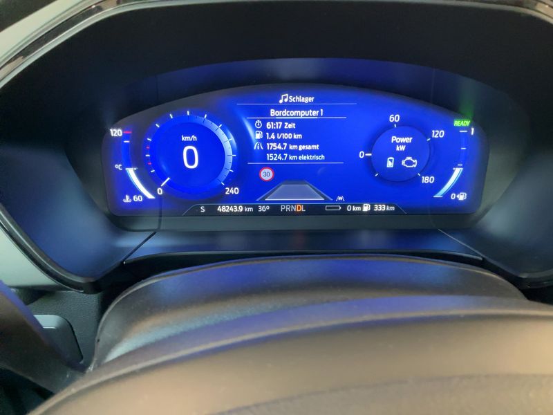 Ford Kuga 2.5 Plug-in Hybrid ST-Line X 2021 – снимка 18