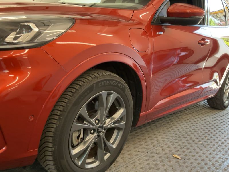 Ford Kuga 2.5 Plug-in Hybrid ST-Line X 2021 – снимка 2